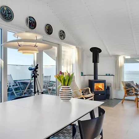 Ferienhaus Gorgeous In V