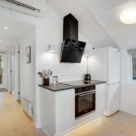 Holiday home Pet Friendly In V With Wifi